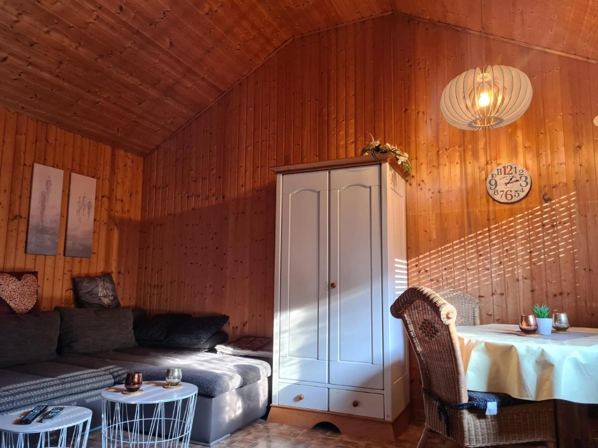 Kleines Ferienhaus Mit Charme メシェデ エクステリア 写真